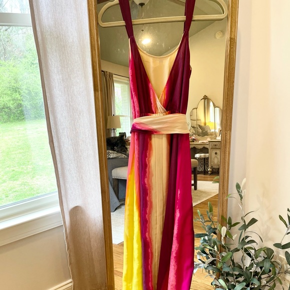 Gianni Bini Maxi Dress - Picture 2 of 3